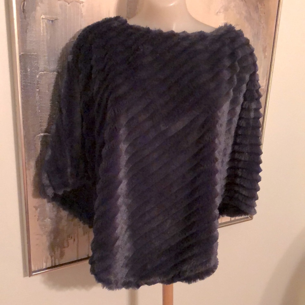 Midnight Faux Fur!